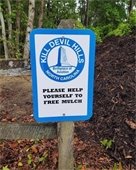 Free Mulch Available In addition to looking nice, there are many benefits to using mulch in your garden. Mulch nourishes the soil, suppresses weeds, conserves water, regulates root temperatures, and prevents erosion.    Take advantage of the FREE mulch the town offers while supplies last!   Mulch is available at our Dry Trash Drop Off and Recycle Center (DTDC) and at Aviation Park. Please help yourself to what you need.   The DTDC is located at 701 Bermuda Bay Boulevard. The hours of operation are 8:00 a.m. - 4:00 p.m. Monday - Friday and 8:00 a.m. - 2:00 p.m. Saturday. Aviation Park is located at 103 Veterans Drive. Stop by anytime!