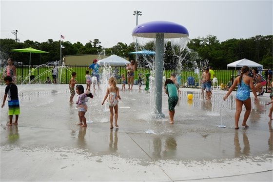 Children enjoying the new Town Splash Pad